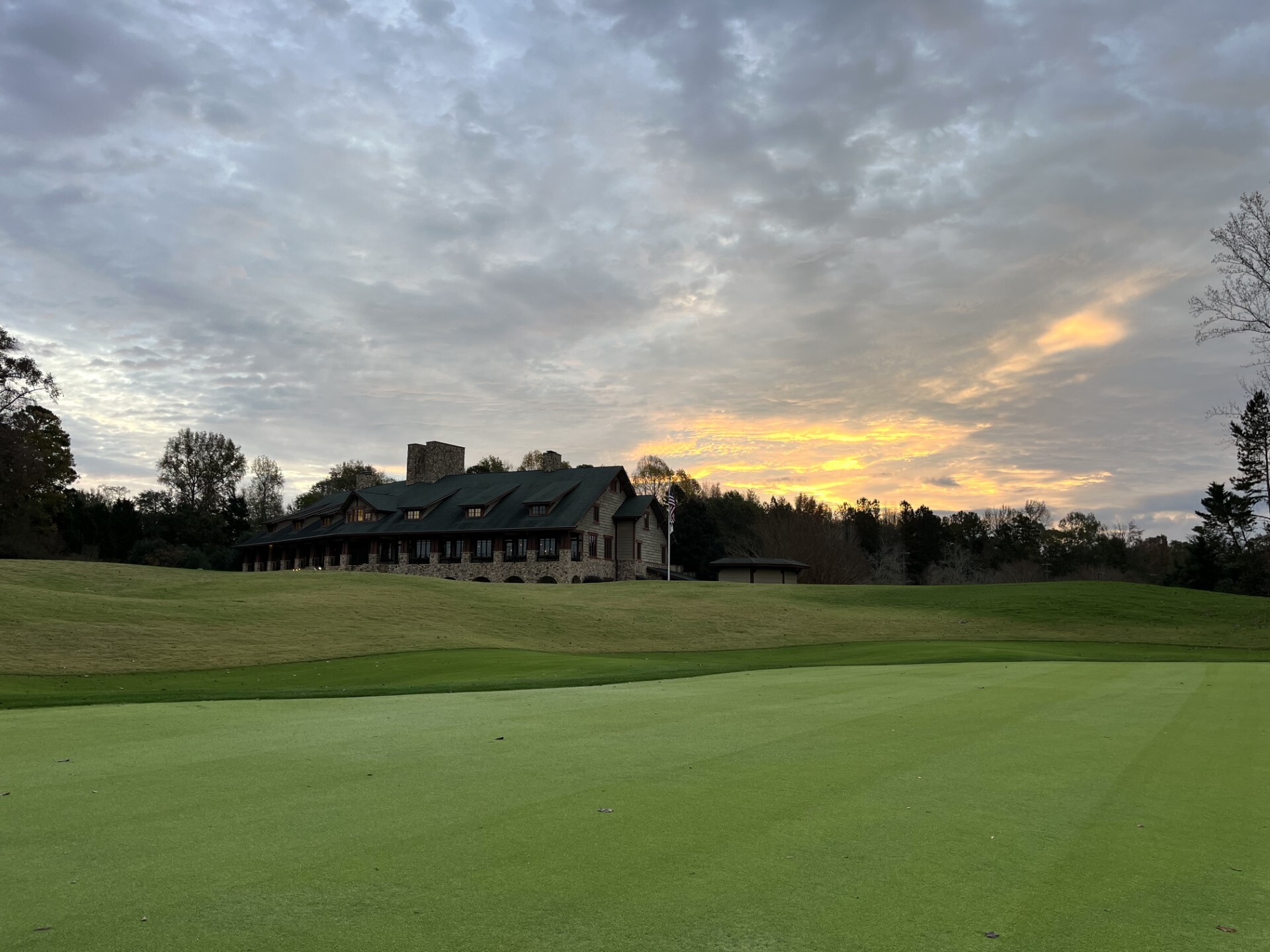 invitedclubs.com — Women's Member - Guest